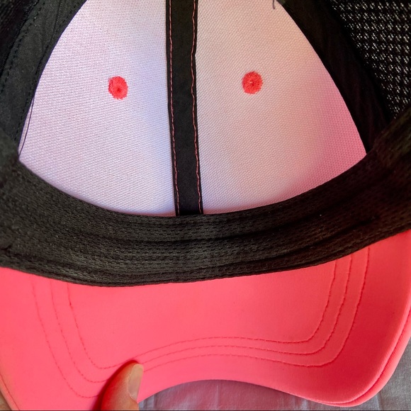 Zyia Pink Luxe Hat - Picture 9 of 10